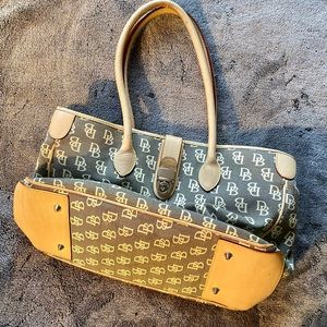 Dooney & Bourke large tote, gently used